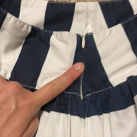 MNG skirt sz xs 4 navy and white striped - Picture 4 of 4